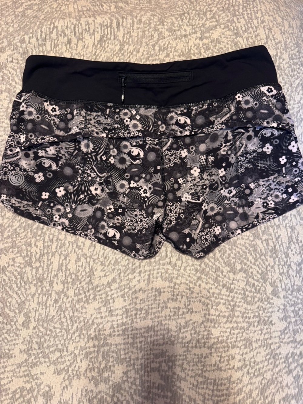 Lululemon Black Floral Women’s Athletic Shorts - Picture 2 of 6